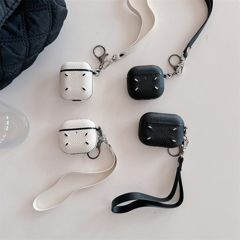 Alternative view of airpods pro ケース ハイ ブランド 安い マルジェラ風 airpods4ケース シンプル レザー 黒 イヤホンカバー エアー ポッズ プロ 充電 エア ポッツ ケース 韓国 男女兼用
