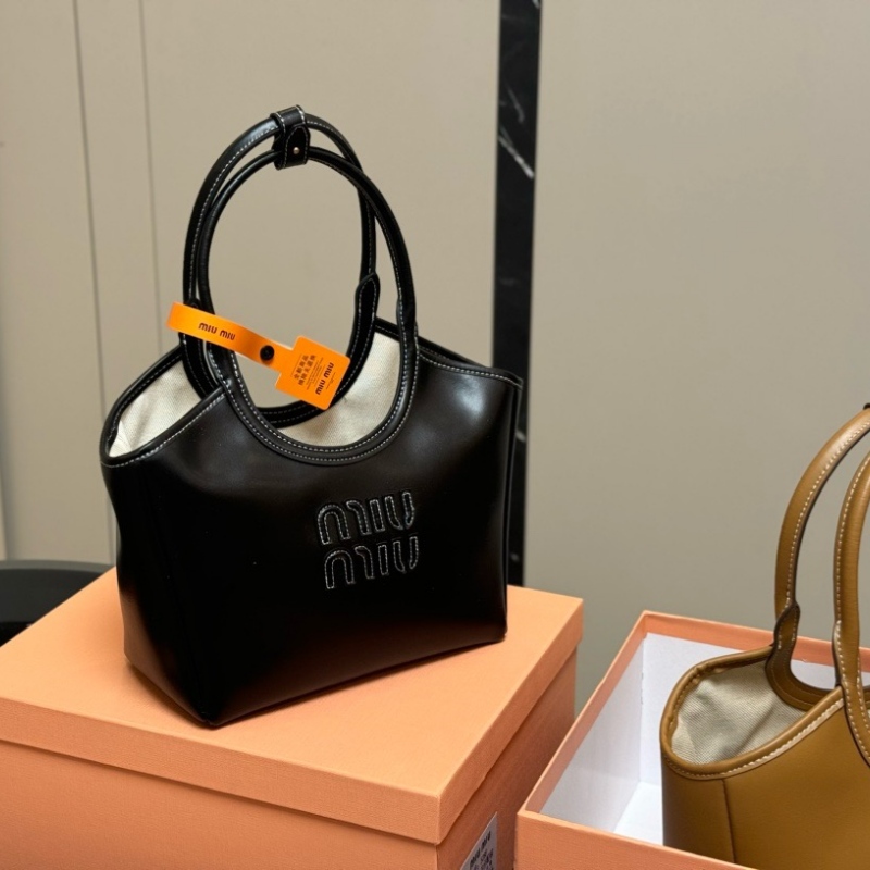 Alternative view of ミュウミュウ トートバッグ コピー miumiu ショルダー バッグ トート バッグ ブランド レディース 2way バッグ ハイ ブランド 人気 おすすめ